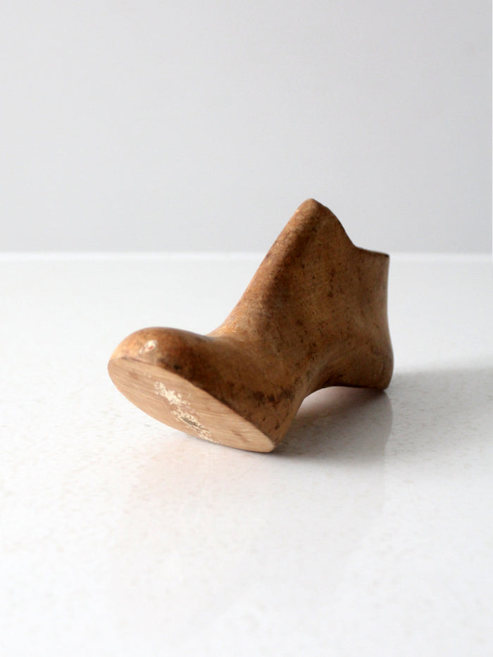 antique cobbler's shoe last