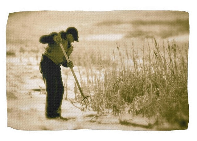 Breaking Wyoming Ice Kitchen Towel