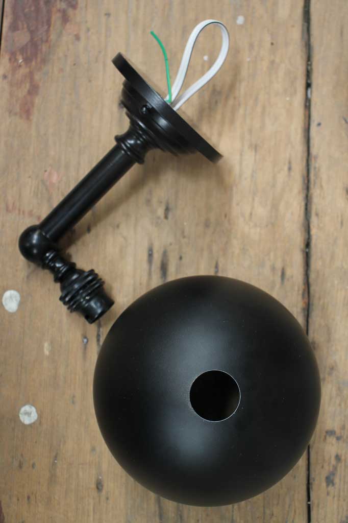 Black Short (Brass) / Black
