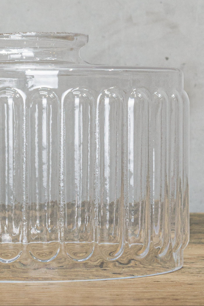Glass shade with detailing