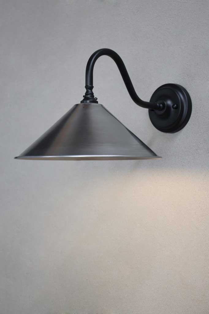 Black (Steel) / Vintage Steel
