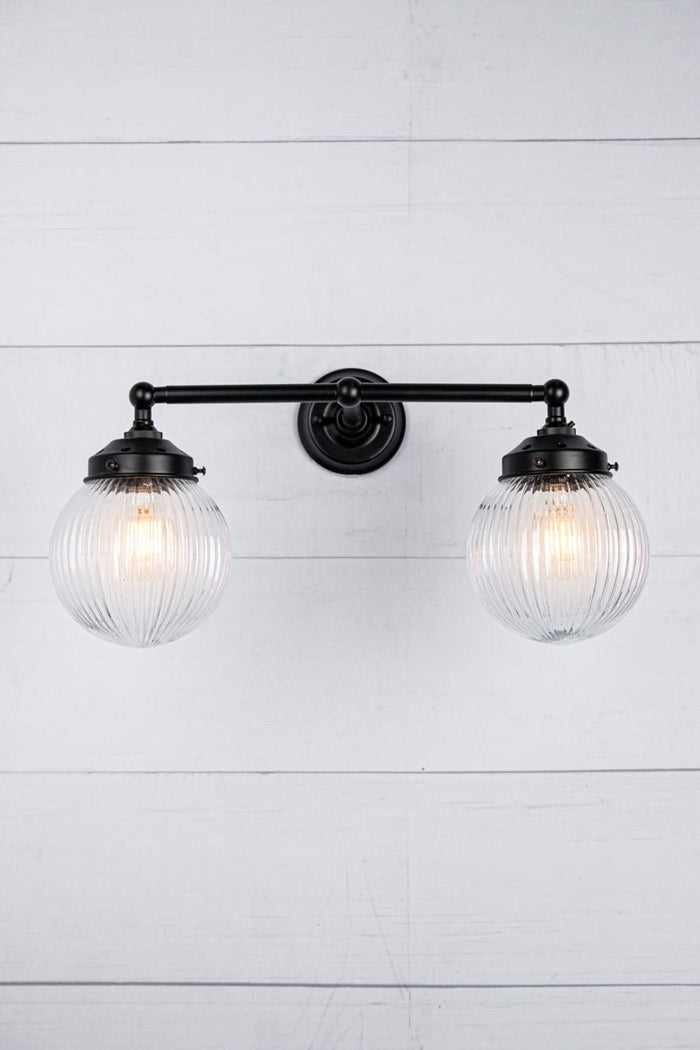 Black (Adjustable Steel) / Clear