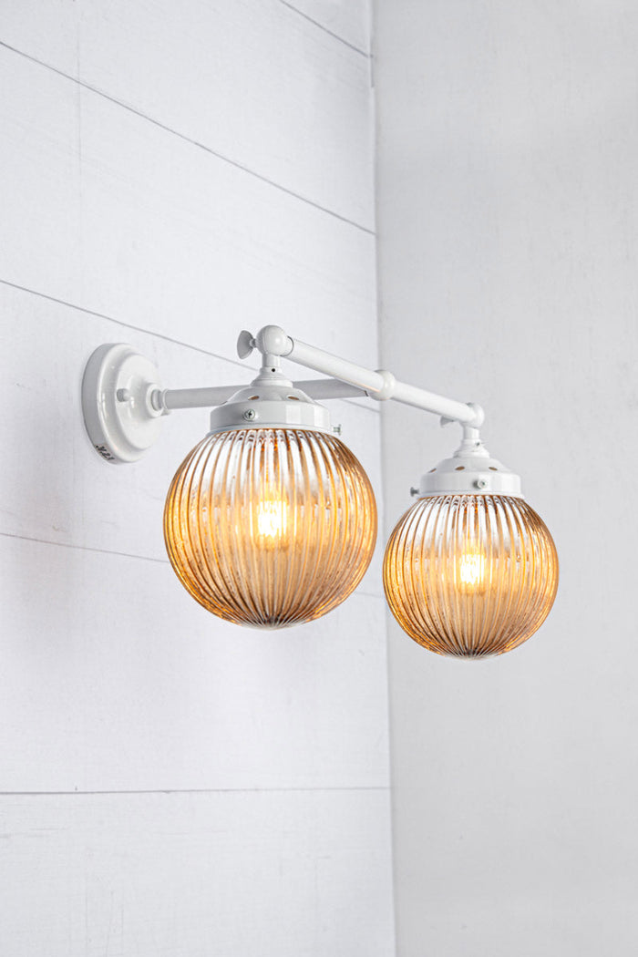 White (Adjustable Steel) / Dark Amber