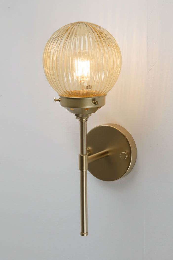 Gold/Brass / Amber