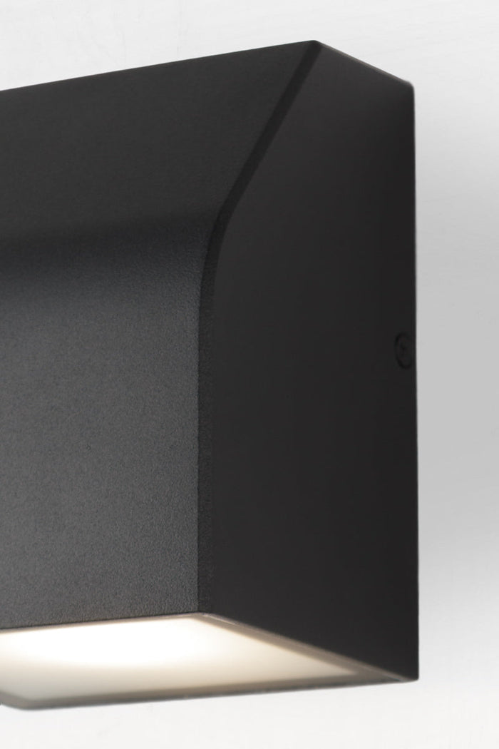 powder coat aluminium in textured black finish