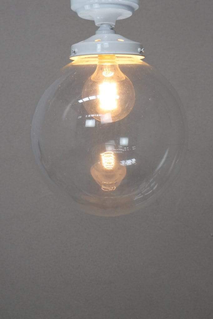White / Clear Medium