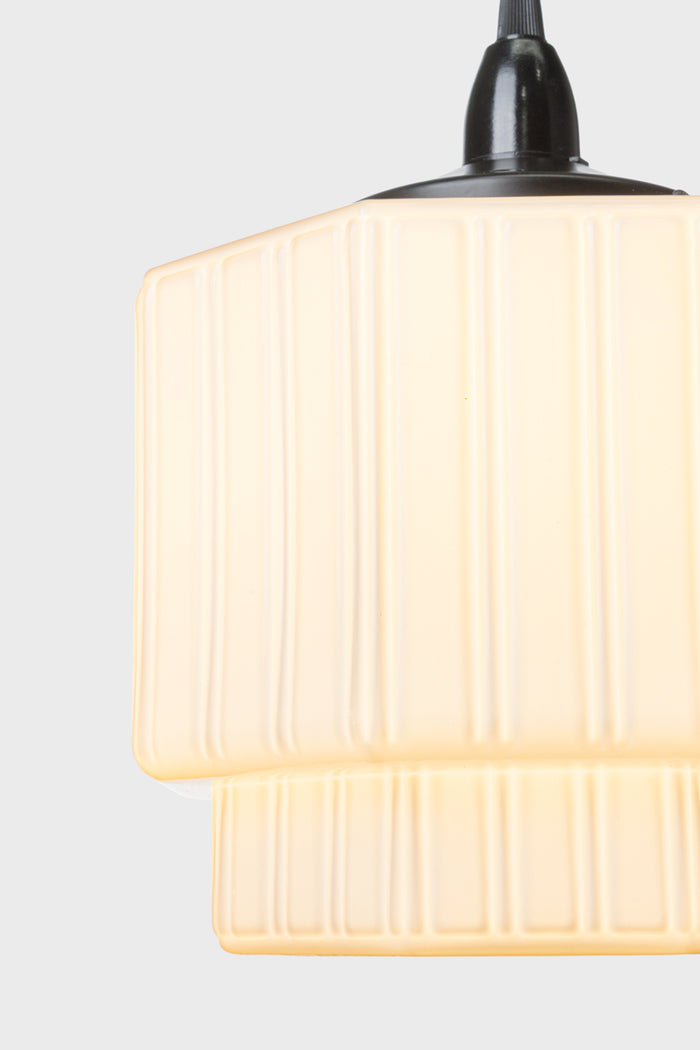Close up of the unique fluted detailing on the opal step shade.