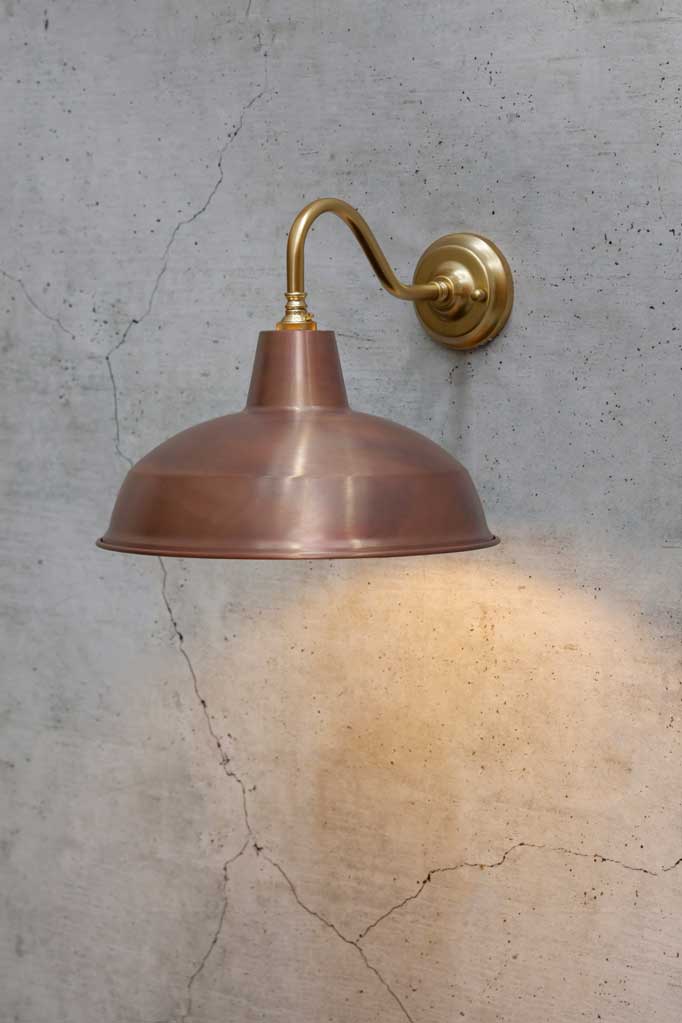 Gold/Brass (Steel Sconce) / Aged Solid Copper / Small