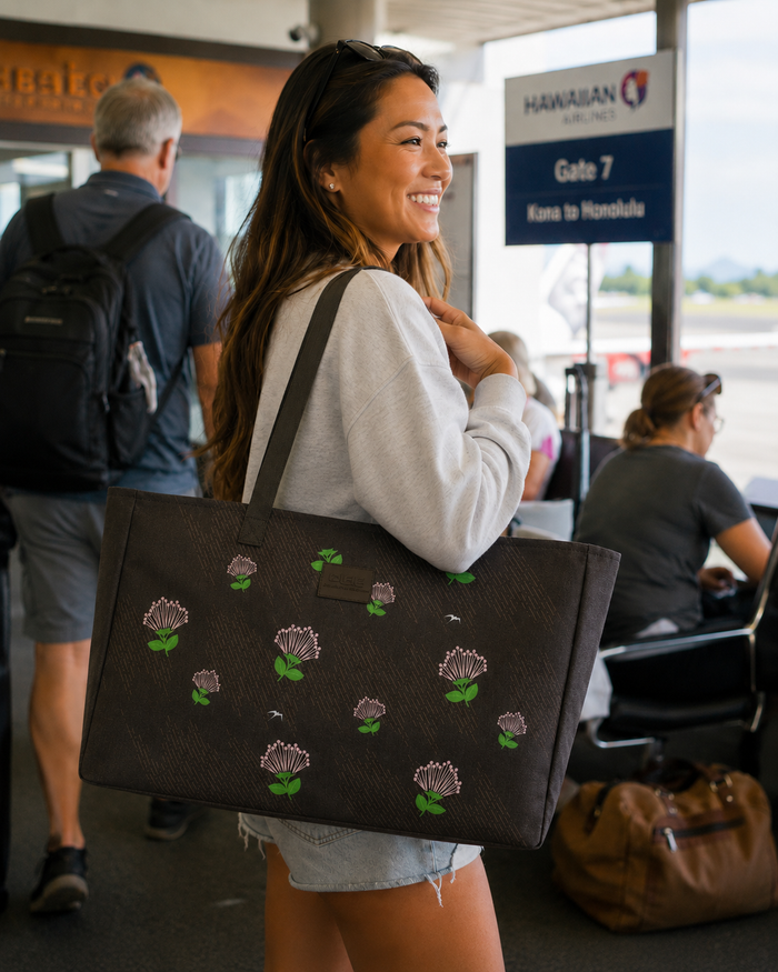 ʻŌhiʻa Lehua Collection Canvas Supah Large Tote & Pouch Set