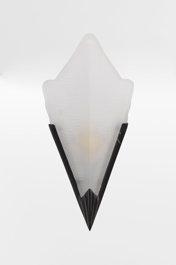 Patina deco wall light